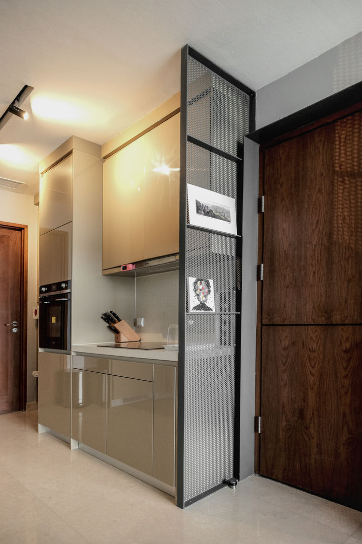 Pondok Indah Residence, FIANO INTERIOR FIANO INTERIOR Built-in kitchens Iron/Steel