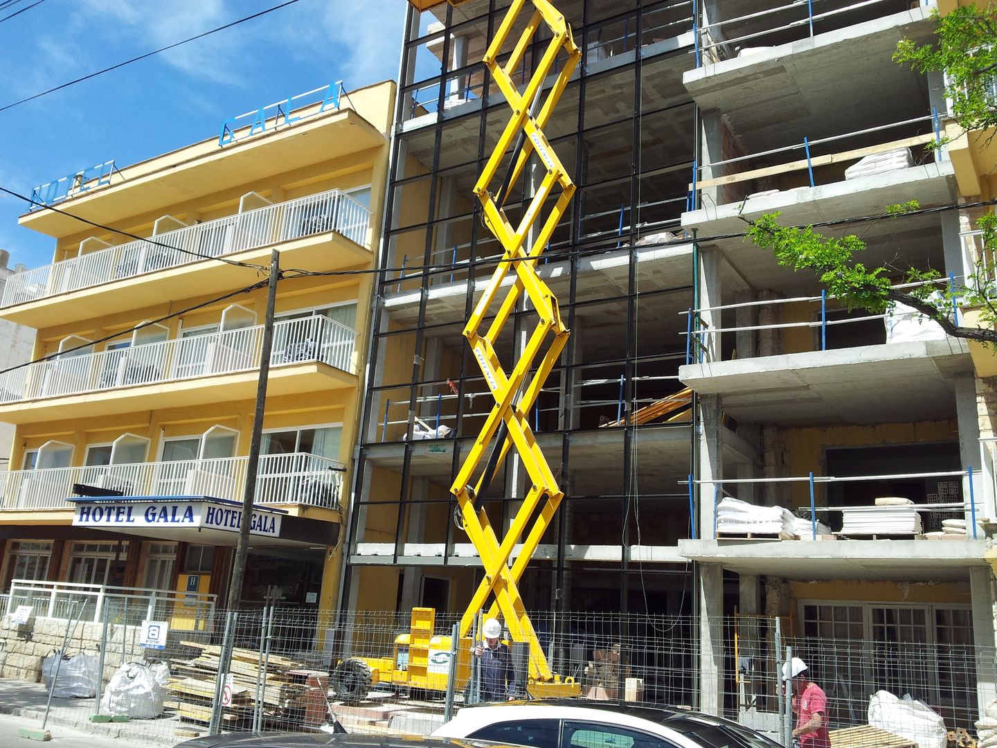 Durante las obras Diego Cuttone, arquitectos en Mallorca Espacios comerciales Concreto Hoteles