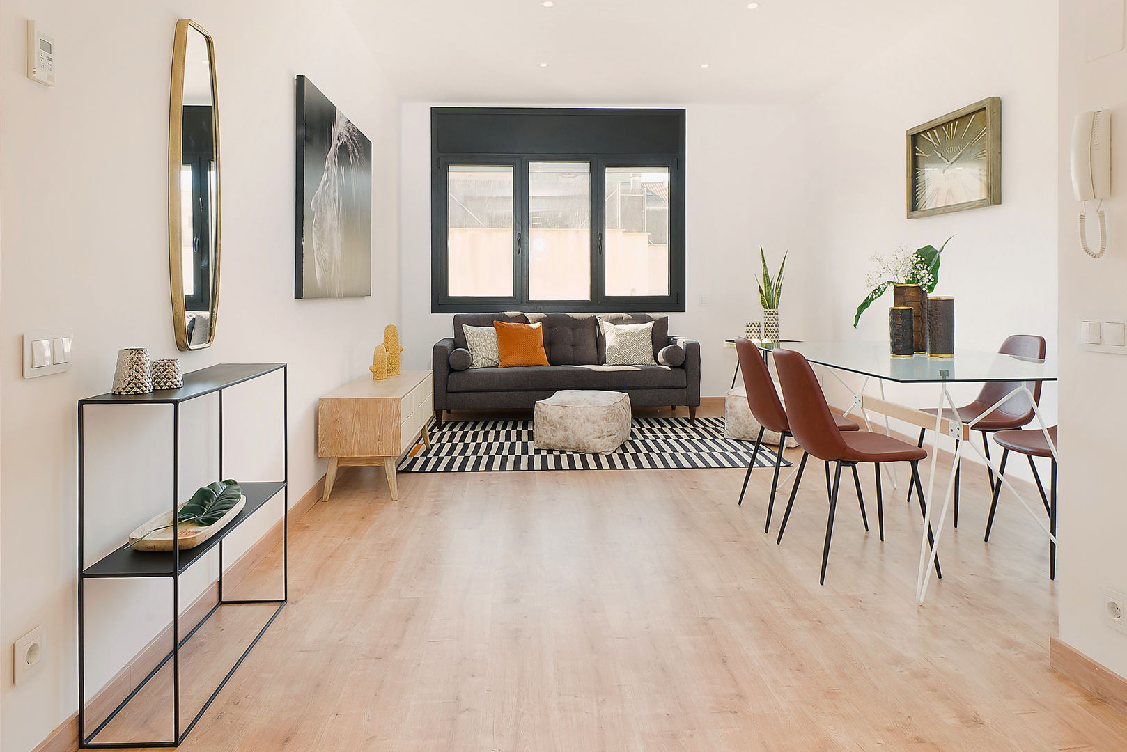 Home Staging en un Piso para Millennials, Markham Stagers Markham Stagers Salon scandinave