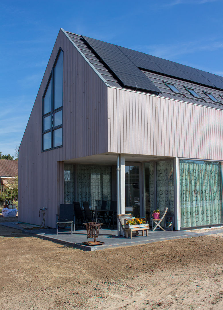 Moderne duinwoning in Castricum, Nico Dekker Ontwerp & Bouwkunde Nico Dekker Ontwerp & Bouwkunde 모던스타일 주택