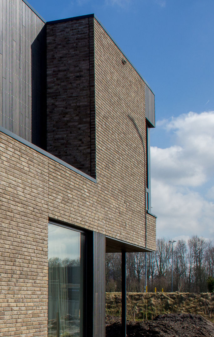 Moderne kubuswoning in plan Vaart Alkmaar, Nico Dekker Ontwerp & Bouwkunde Nico Dekker Ontwerp & Bouwkunde Casas modernas