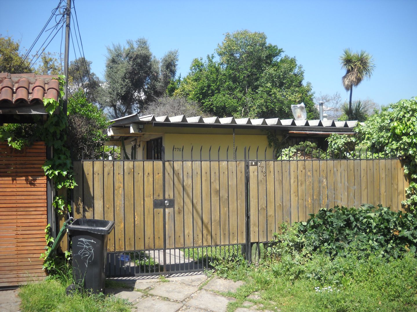 Fachada Antigua DIEGO ALARCÓN & MANUEL RUBIO ARQUITECTOS LIMITADA Casas unifamiliares antes y después