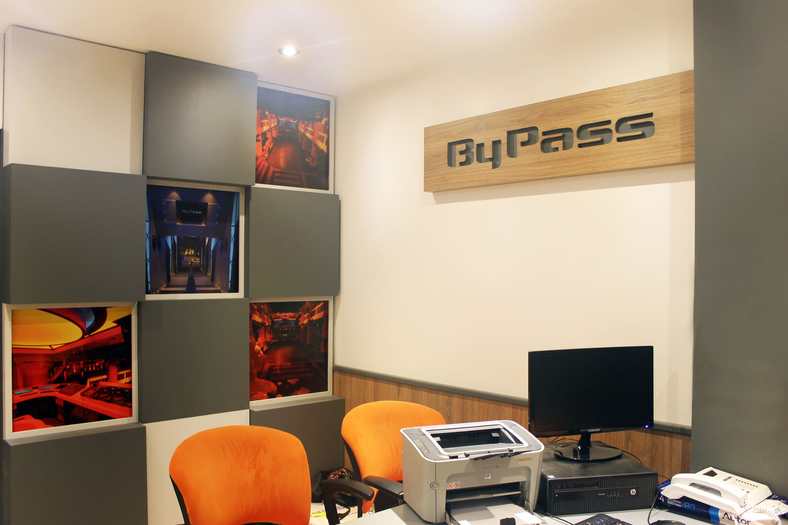 Bypass - Oficina gerencia, Triad Group Triad Group Commercial spaces لکڑی Wood effect Offices & stores