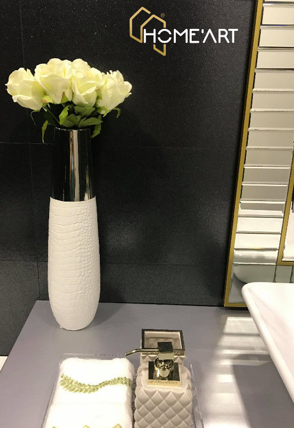 WC, Home'Art Home'Art Phòng tắm phong cách tối giản Decoration