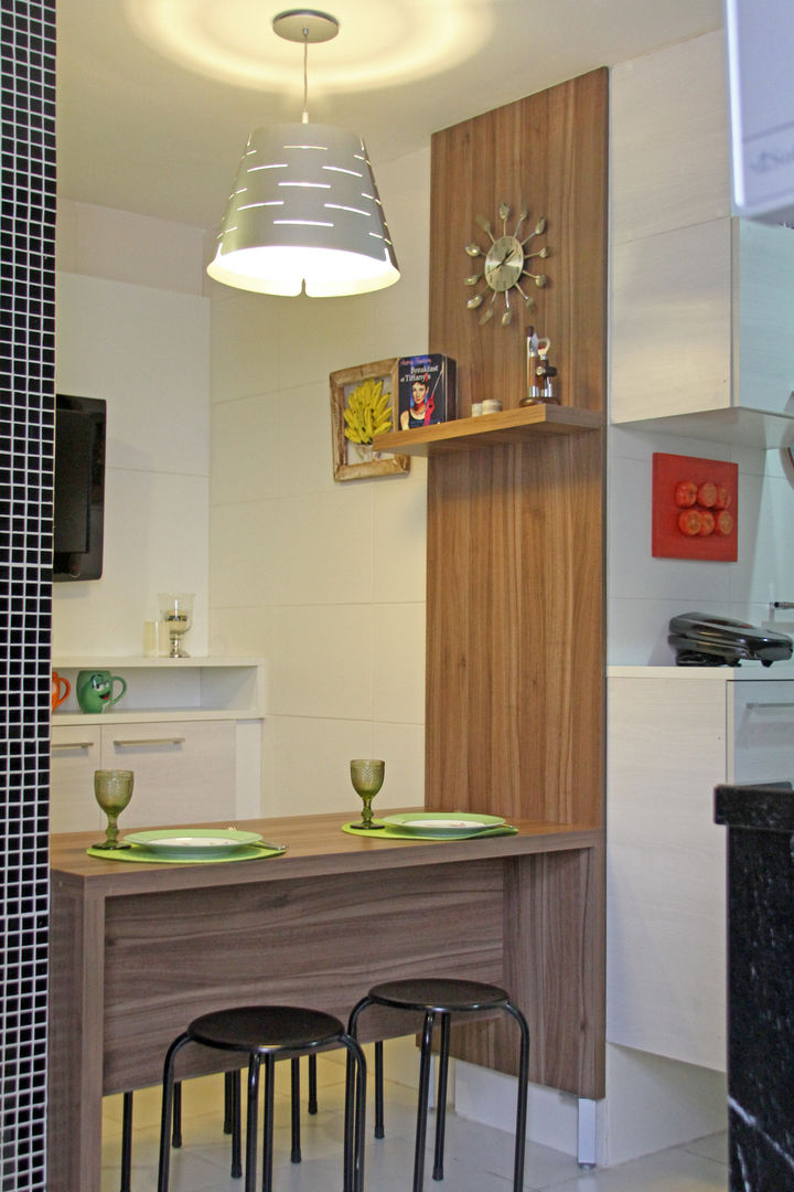 Cozinha e Banheiro Apartamento Copacabana, Claudia Saraceni Claudia Saraceni Kitchen units