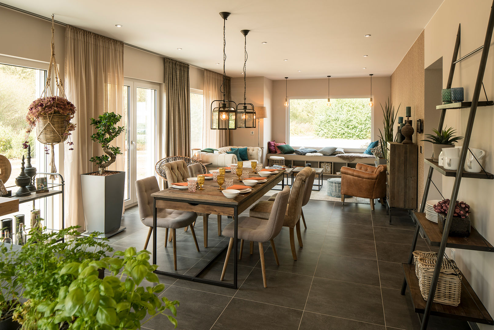 Немецкий современный коттедж с мансардой | homify