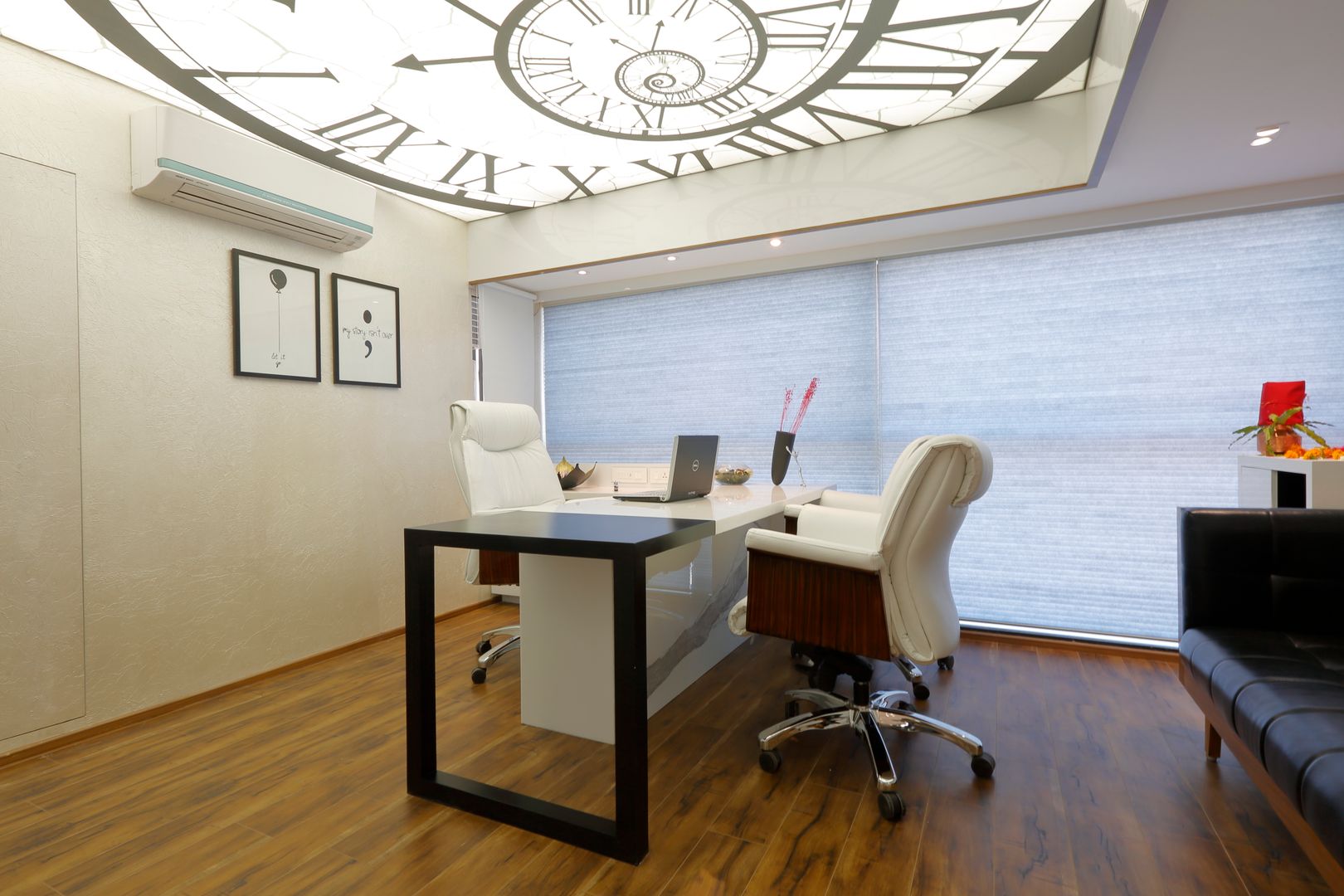 Main Cabin malvigajjar Commercial spaces Office buildings