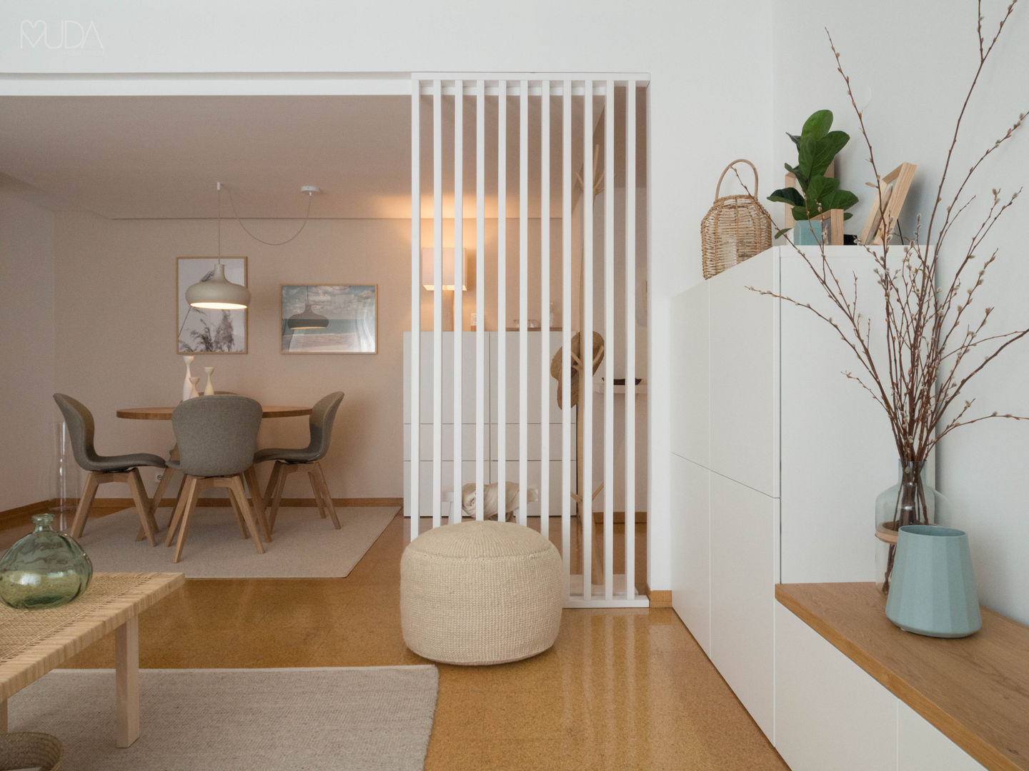 S+P Apartment - Lisbon, MUDA Home Design MUDA Home Design 客廳