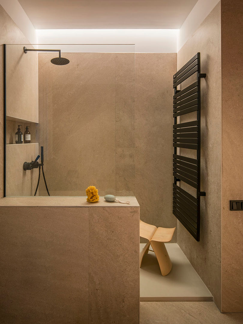 VIVIENDA MUNTANER, The Room Studio The Room Studio Bagno moderno