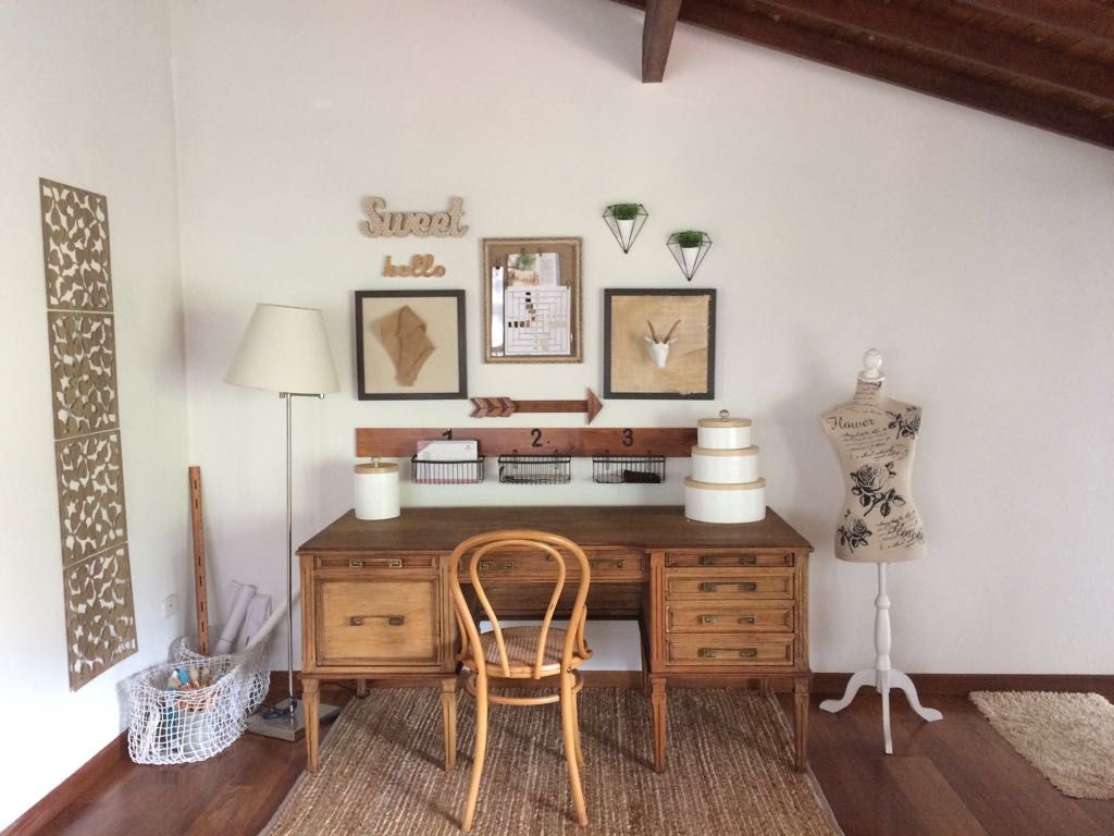 Decoración interior casa finca , Nancy Trejos Nancy Trejos ห้องทำงาน/อ่านหนังสือ ไม้ Wood effect