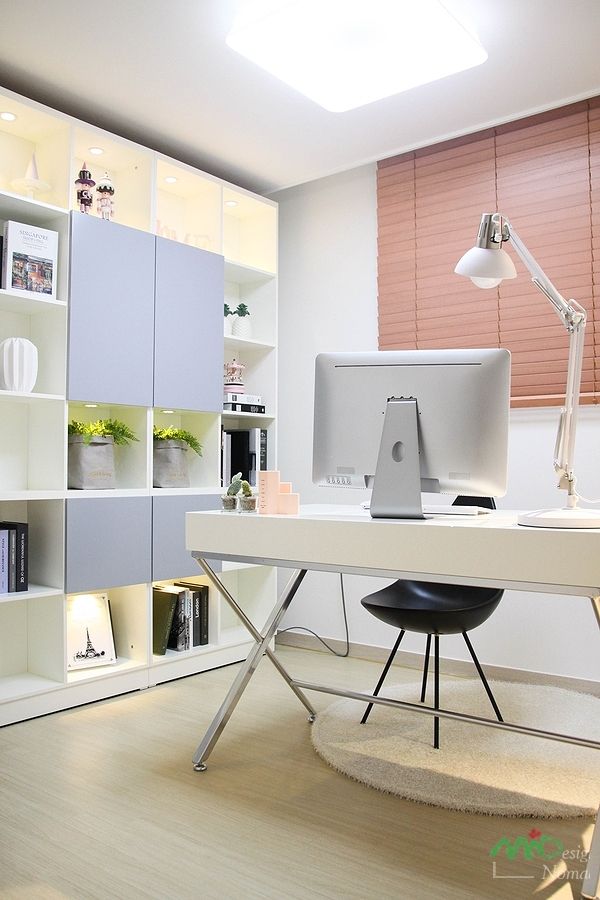 homify Classic style study/office