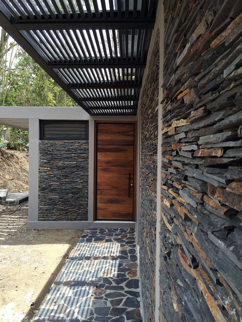 Casa Pacho Cundinamarca, NOAH Proyectos SAS NOAH Proyectos SAS Modern home