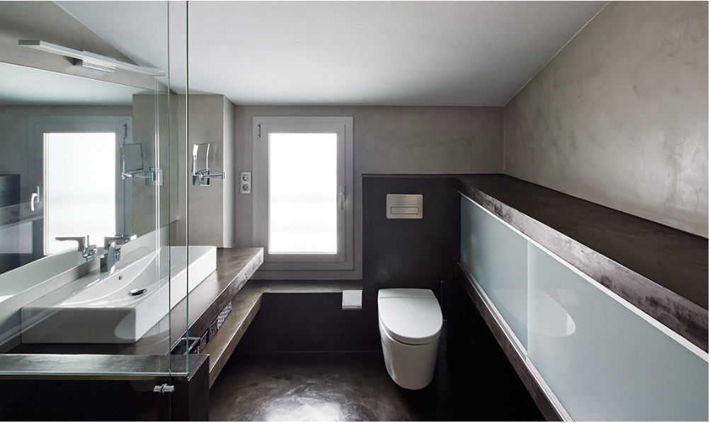 Reforma en Sant Cugat del Vallès de un penthouse por Jordi Sagalés, JSV-Architecture JSV-Architecture Modern style bathrooms