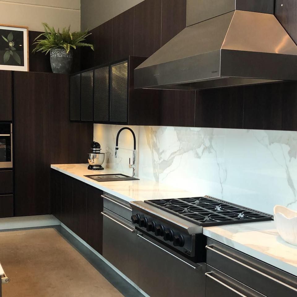 Cozinhas, G.F Studio Design G.F Studio Design Modern kitchen Cabinets & shelves