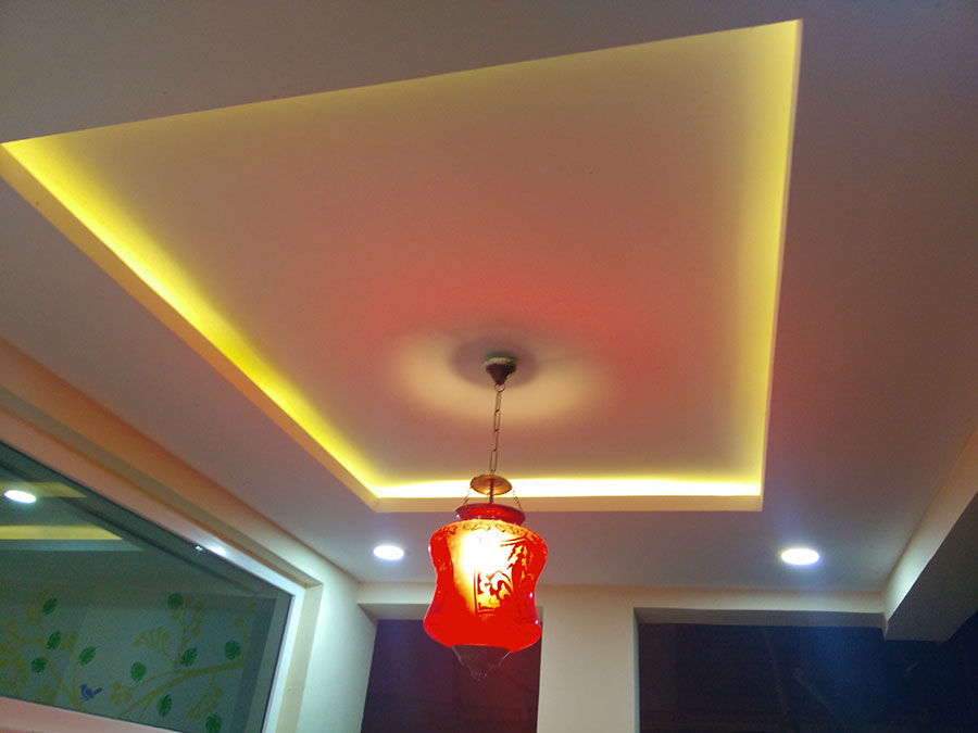 Mr Ravi Kumar PVR Meadows 3BHK Villa, Enrich Interiors & Decors Enrich Interiors & Decors الممر الحديث، المدخل و الدرج Lighting