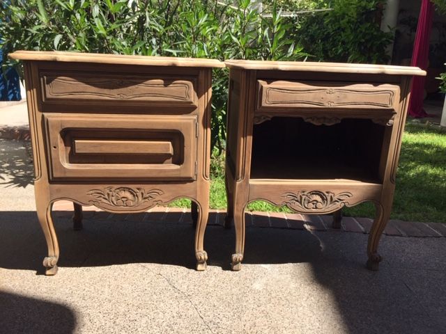 Restauración de muebles para dormitorio por ANADECO, ANADECO - Decoradora y Diseñadora de Interiores - La Plata ANADECO - Decoradora y Diseñadora de Interiores - La Plata Rustic style bedroom Bedside tables