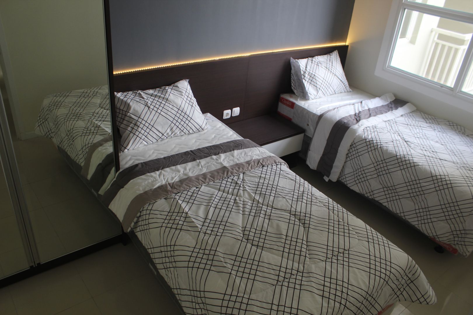 Parahyangan Residence 12 CH - Tipe 2 Bedroom, POWL Studio POWL Studio Modern Bedroom