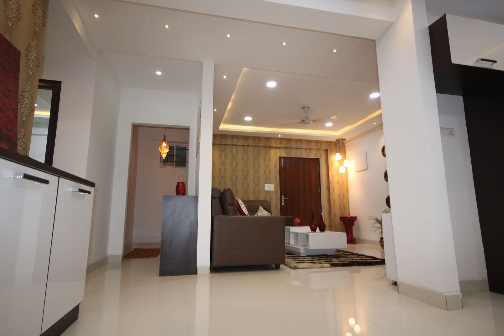 Begonia Homes | 2BHK | Semi Furnished Home, Enrich Interiors & Decors Enrich Interiors & Decors غرفة السفرة