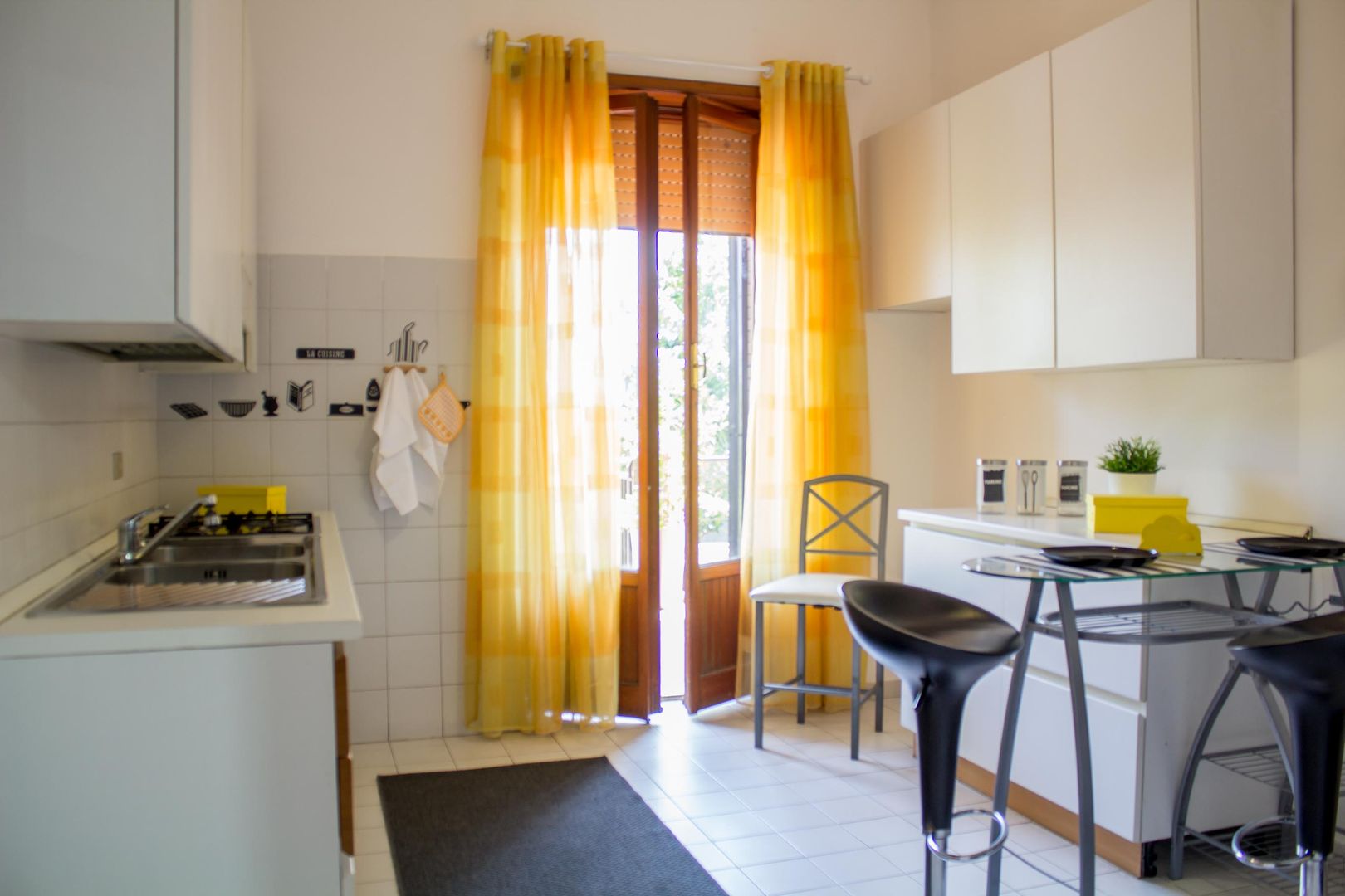 Home Staging di appartamento in condominio indipendente- Roma, Creattiva Home ReDesigner - Consulente d'immagine immobiliare Creattiva Home ReDesigner - Consulente d'immagine immobiliare