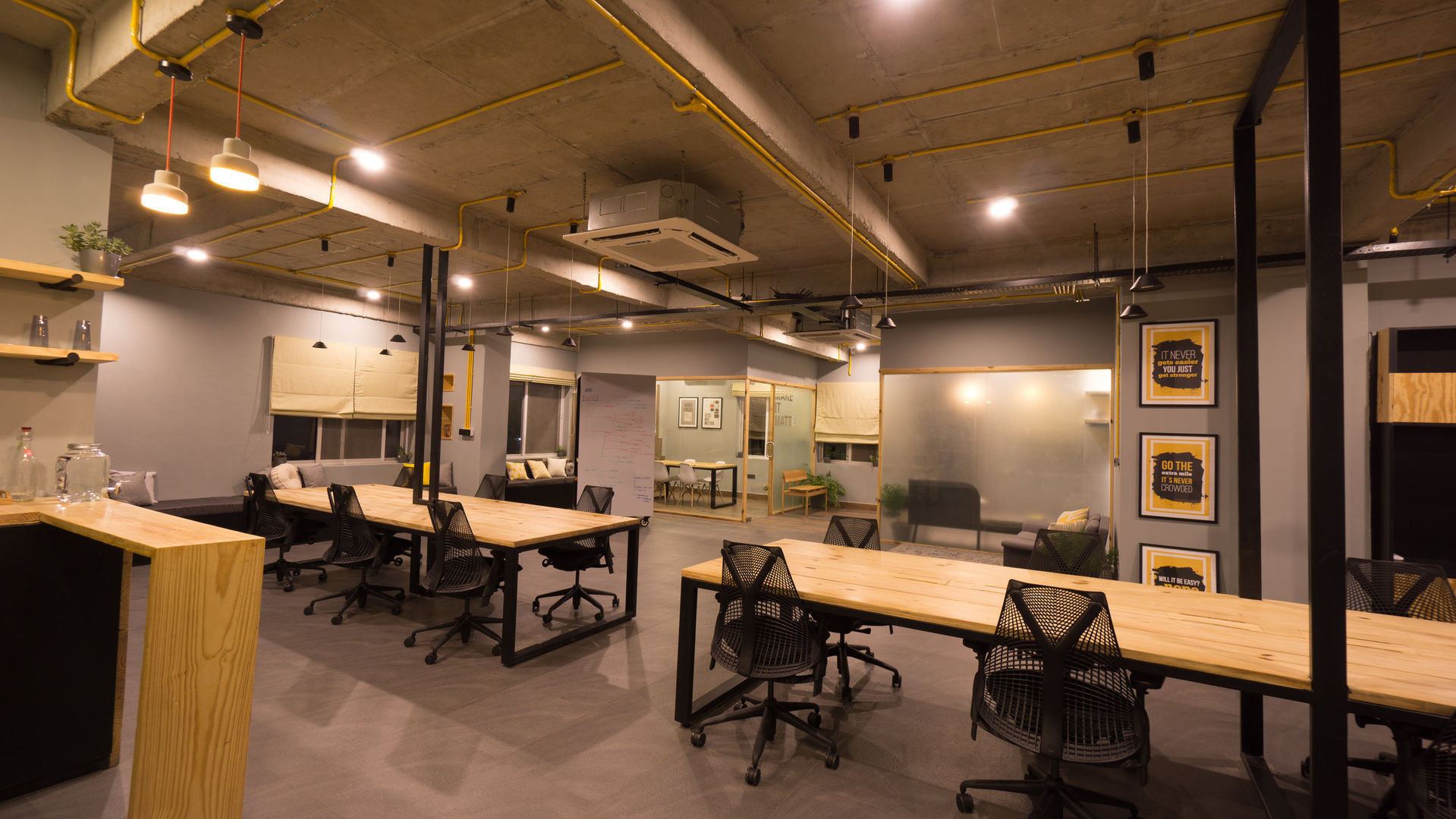 Customised workstations Studio Gritt Commercial spaces Metal Office buildings