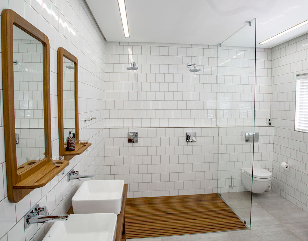 House Ebenezer: A Measure Of Texture , AB DESIGN AB DESIGN Salle de bain minimaliste