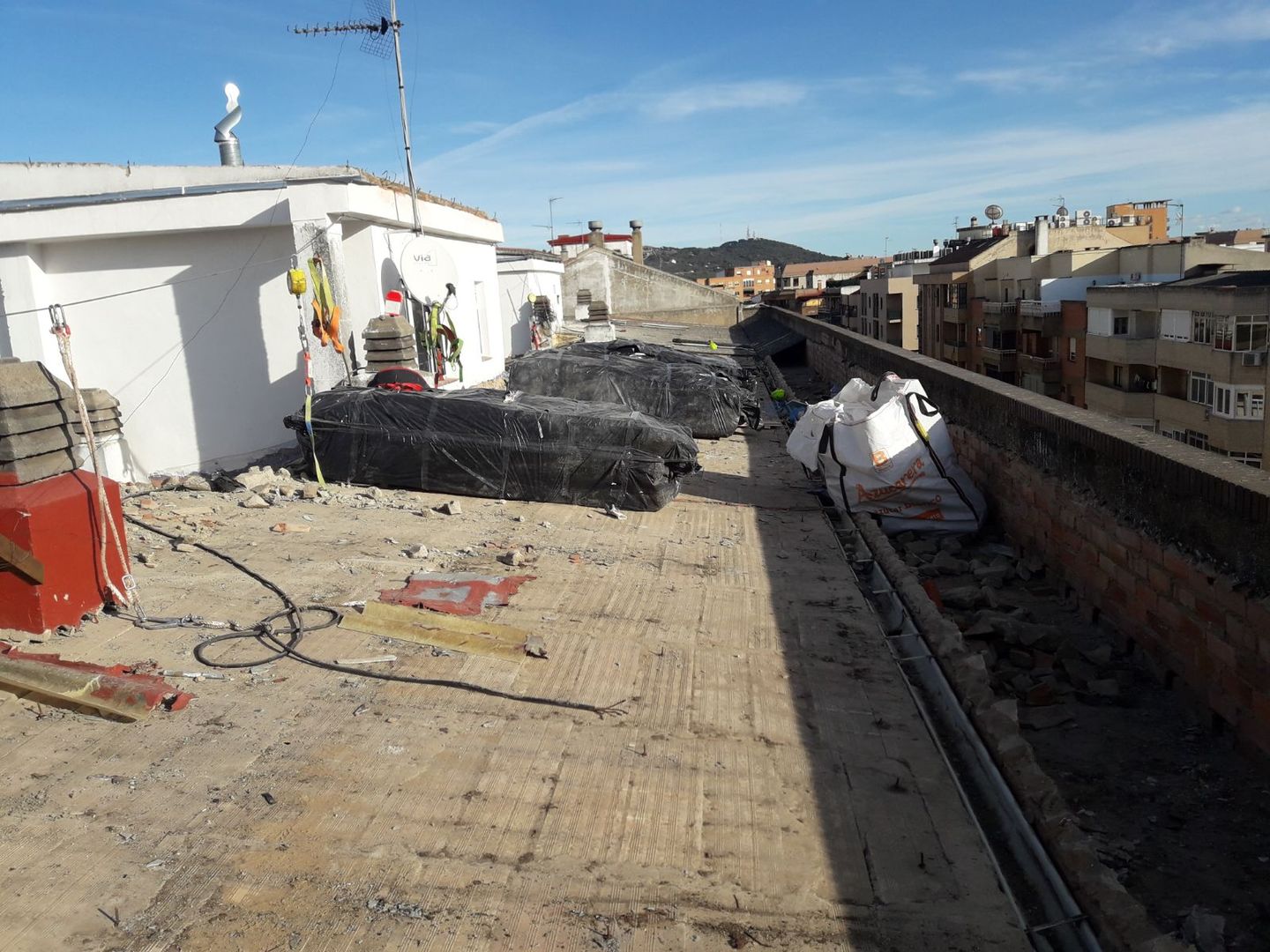 Constructores Badajoz: sustitución de cubierta para comunidad de vecinos , Construcciones Pedro Flecha Construcciones Pedro Flecha