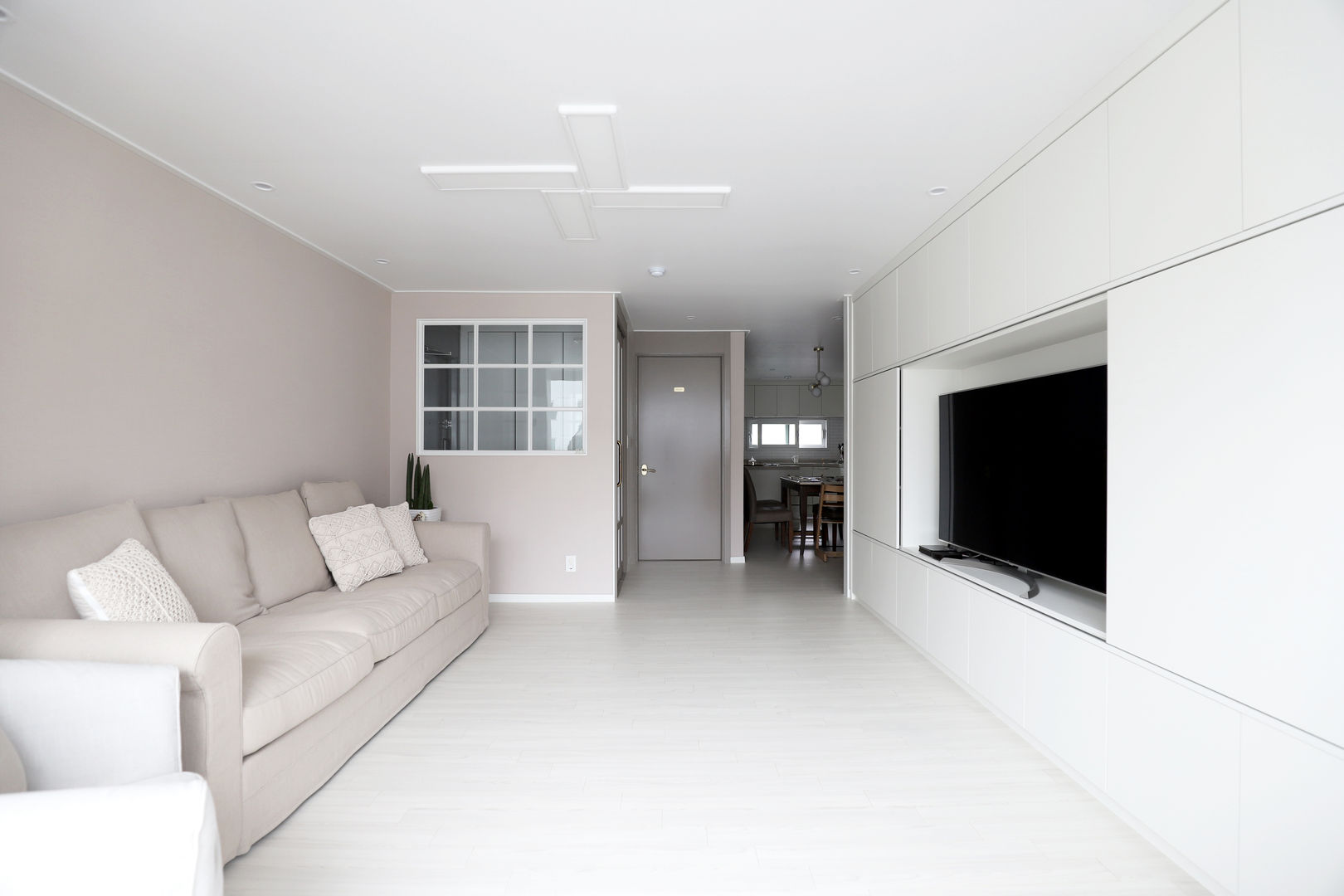 자양동 현대 2차 31평, 디자인담다 디자인담다 Livings modernos: Ideas, imágenes y decoración