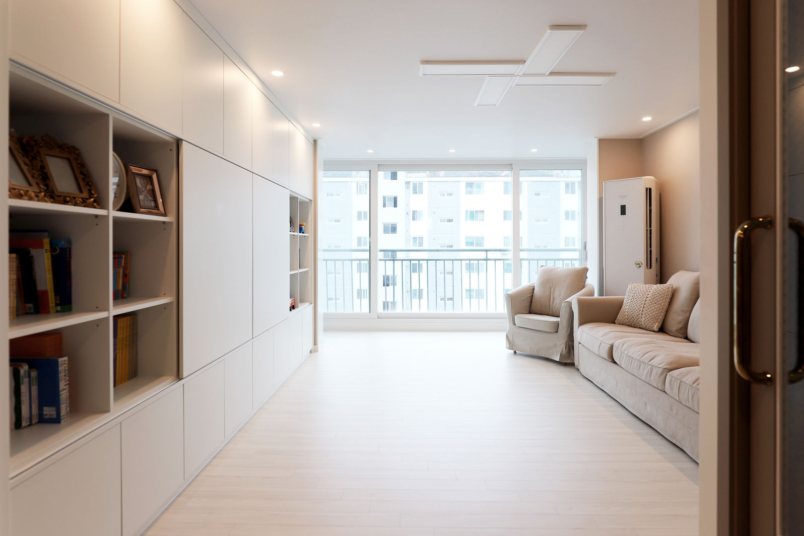 자양동 현대 2차 31평, 디자인담다 디자인담다 Modern living room