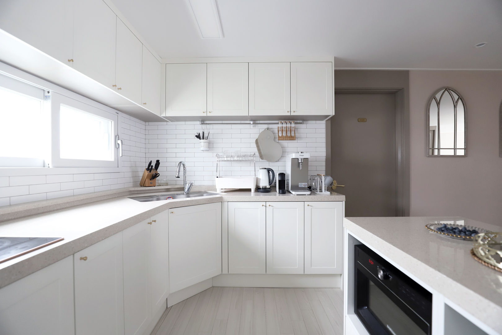 자양동 현대 2차 31평, 디자인담다 디자인담다 Nhà bếp phong cách hiện đại