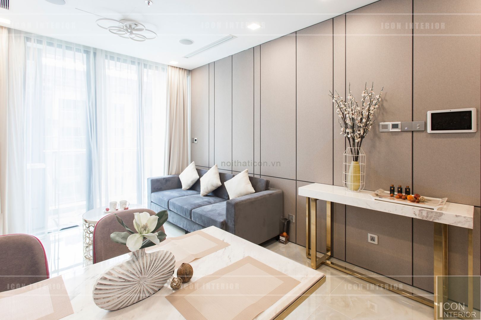 Thi công nội thất căn hộ Aqua 1 Vinhomes Golden River - Phong cách hiện đại, ICON INTERIOR ICON INTERIOR Phòng khách
