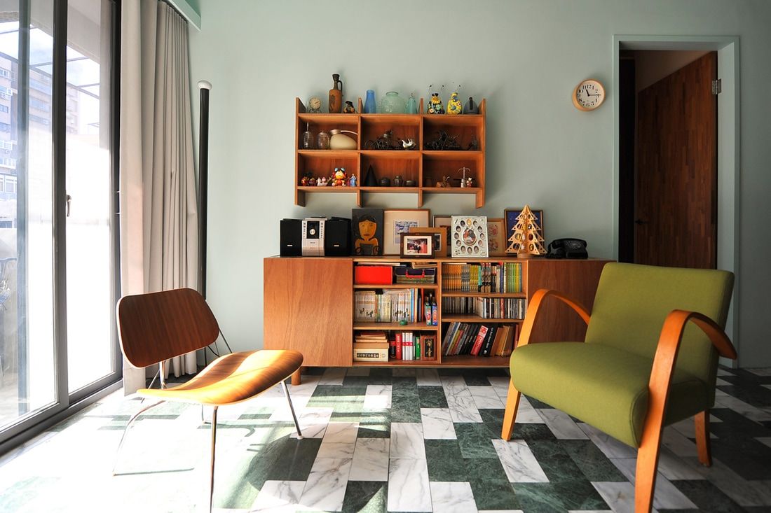 大理石地板與書櫃的搭配帶來復古風味 直方設計有限公司 Living room Marble