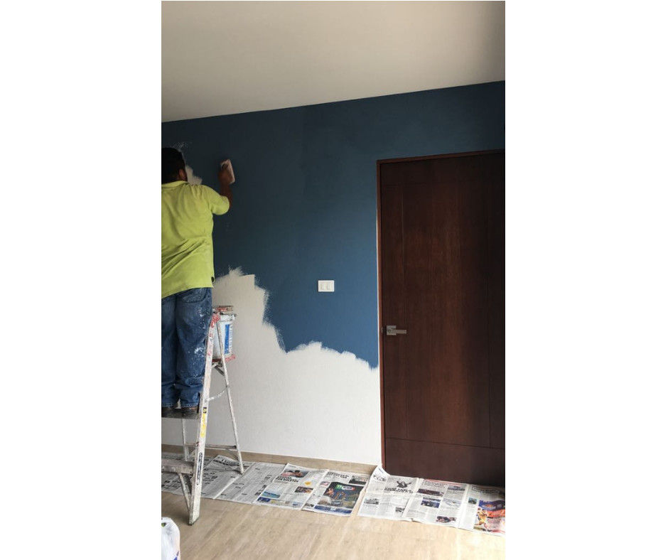 proceso de aplicación de pintura en muros Casa Marinte Dormitorios modernos Pizarra