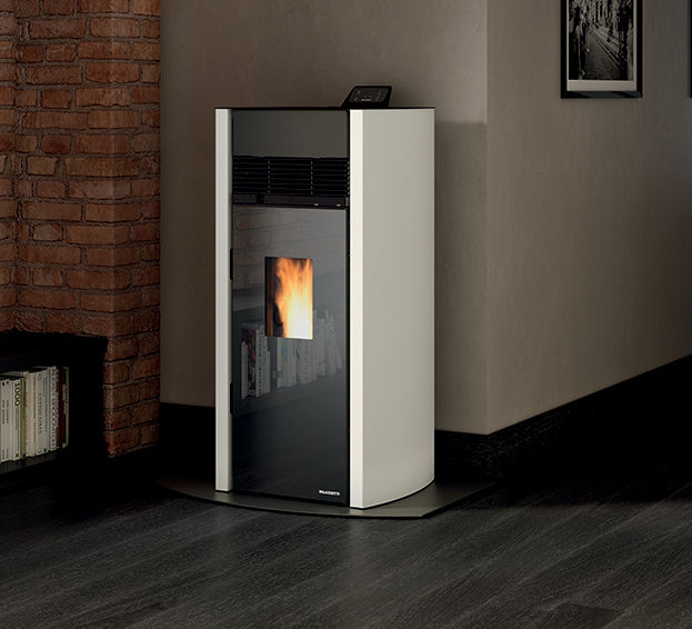 New kid on the block - Bianca Lux 12kw pellet unit, Italian Vibes PTY Italian Vibes PTY Living room Fireplaces & accessories