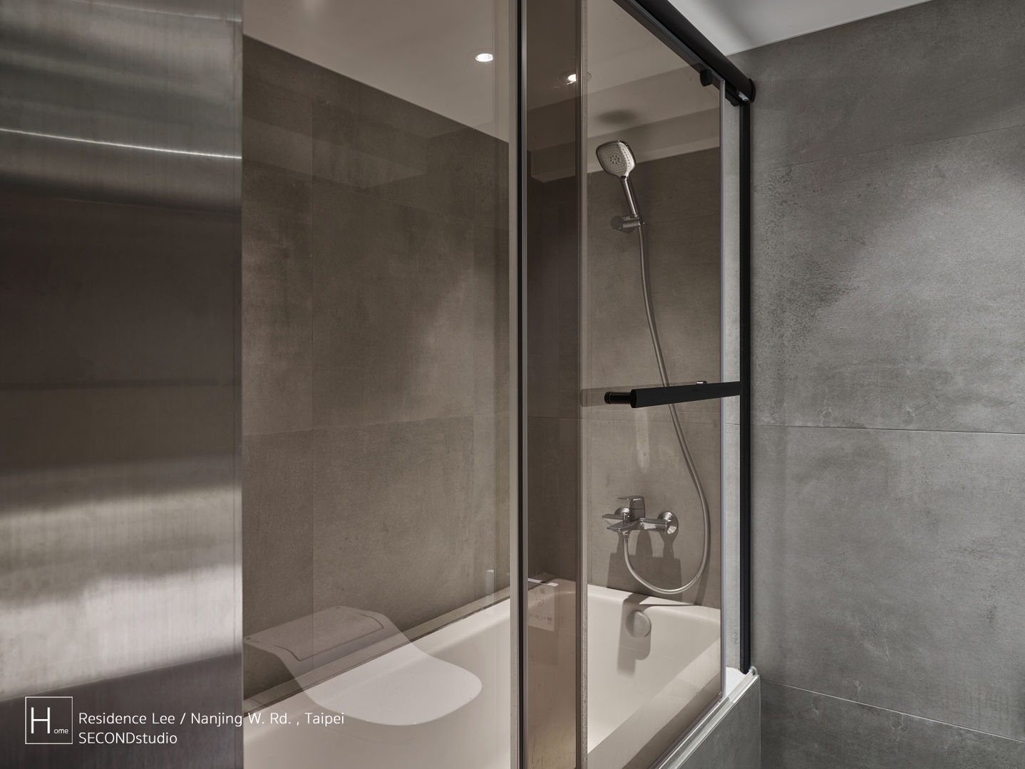 乾溼分離的浴室 SECONDstudio 現代浴室設計點子、靈感&圖片 乾溼分離,浴室,玻璃拉門