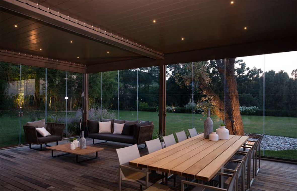 OUTDOOR LIVING…CON VISTA, IORI ARREDAMENTI IORI ARREDAMENTI 모던스타일 온실