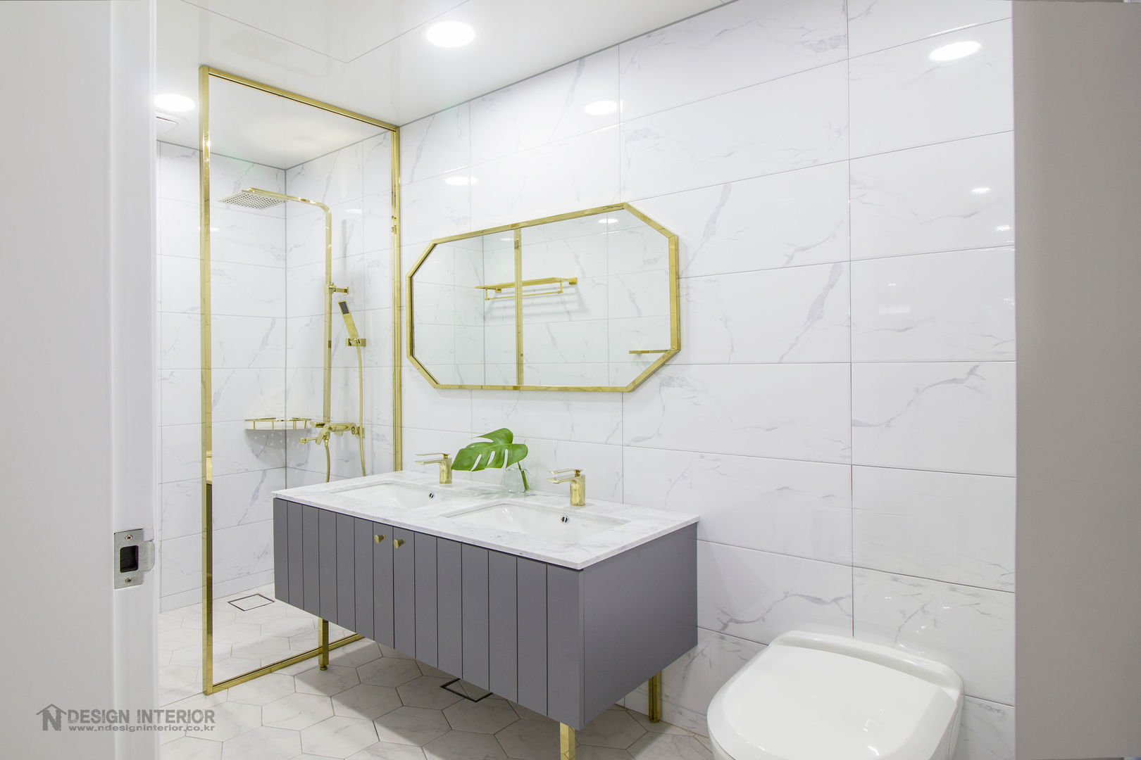 동탄인테리어 동탄메타폴리스 54평 아파트 by.n디자인, N디자인 인테리어 N디자인 인테리어 Modern bathroom