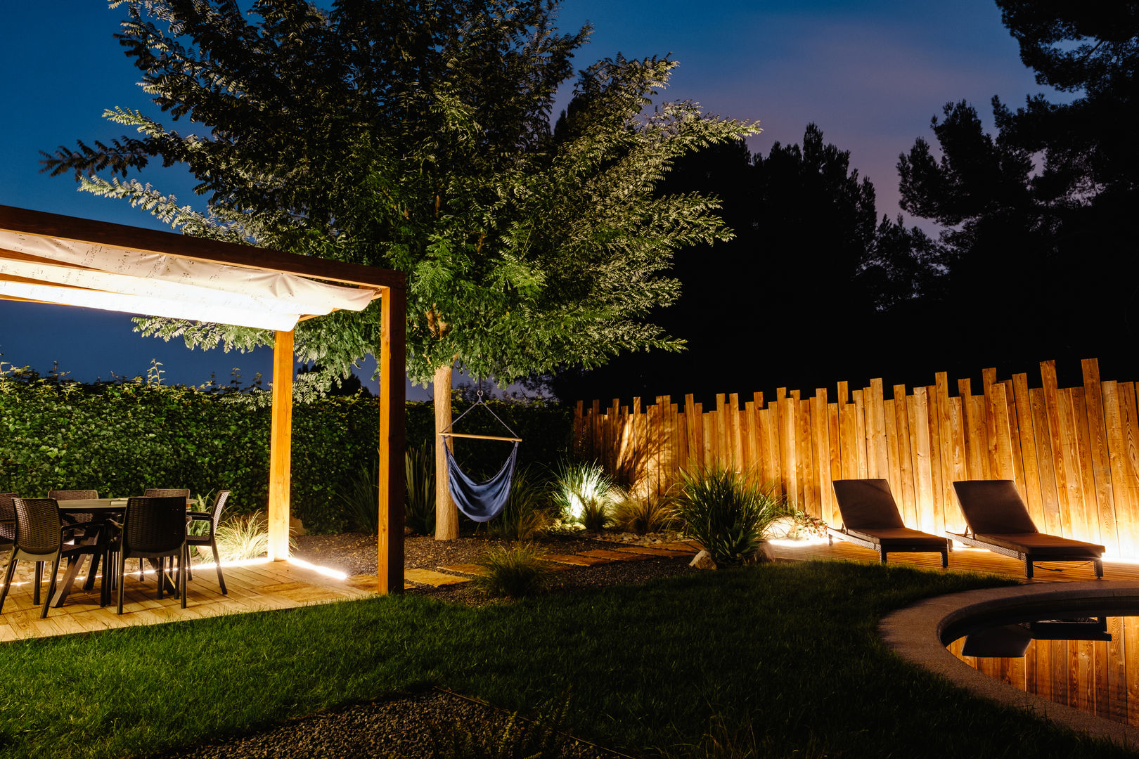 Las ideas más prácticas y bonitas para iluminar tu terraza o jardín