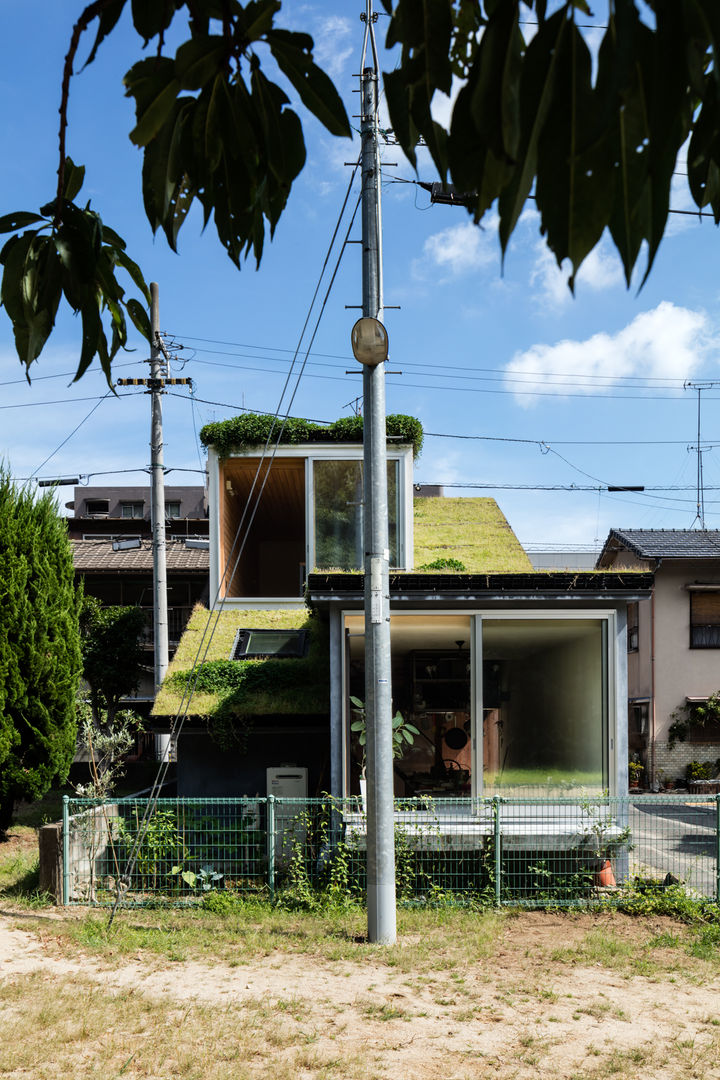 草屋根の家, TENK TENK Wooden houses