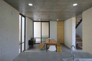 Casa Santa Rita, Apaloosa Estudio de Arquitectura y Diseño Apaloosa Estudio de Arquitectura y Diseño 모던스타일 다이닝 룸 엔지니어드 우드 투명