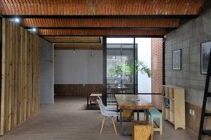 Casa Jardín, Apaloosa Estudio de Arquitectura y Diseño Apaloosa Estudio de Arquitectura y Diseño Comedores de estilo minimalista Compuestos de madera y plástico