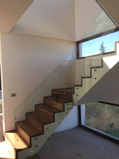 Construcción de Casa en Santiago por ARQSOL, Arqsol Arqsol Stairs