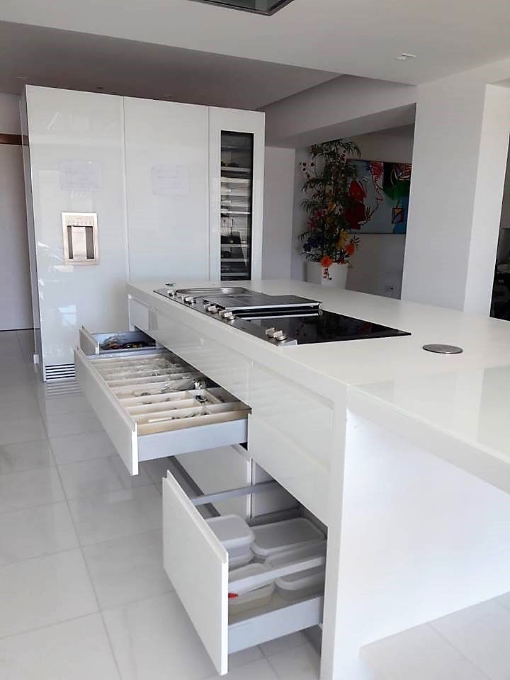 Design de cozinha na Marina de Vilamoura, DIONI Home Design DIONI Home Design Кухня Зберігання