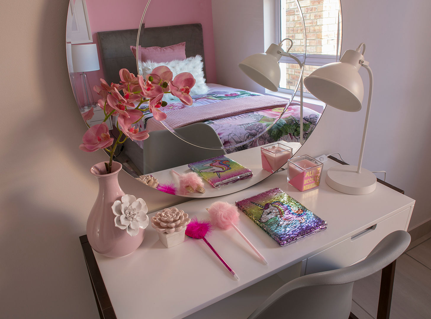 Girls Bedroom Spegash Interiors Modern style bedroom