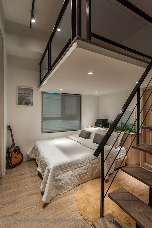 男孩房兼客房 Hi+Design/Interior.Architecture. 寰邑空間設計 Modern style bedroom Plywood