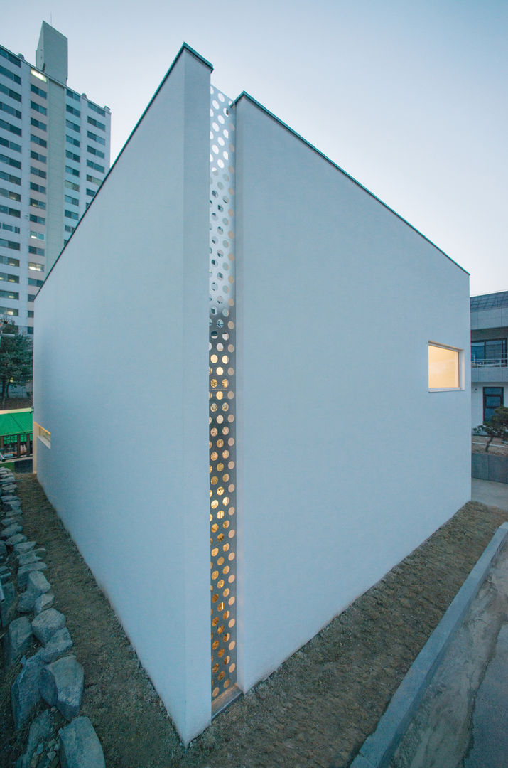 White Cube, ARCHIRIE ARCHIRIE Modern houses