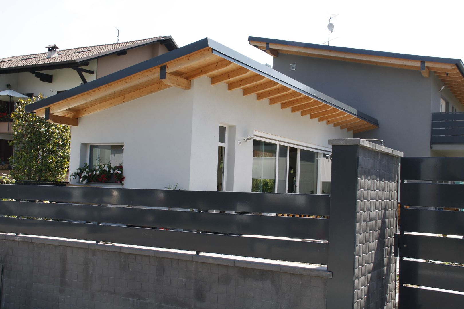 Casa in legno - provincia di Bergamo, BENDOTTI ZAMBONI Tecnici Associati BENDOTTI ZAMBONI Tecnici Associati Maisons modernes