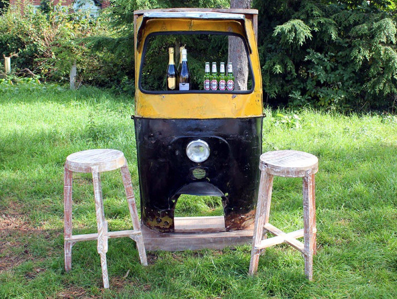 Up-cycled Tuk Tuk Bar, Garden Furniture Centre Garden Furniture Centre حديقة