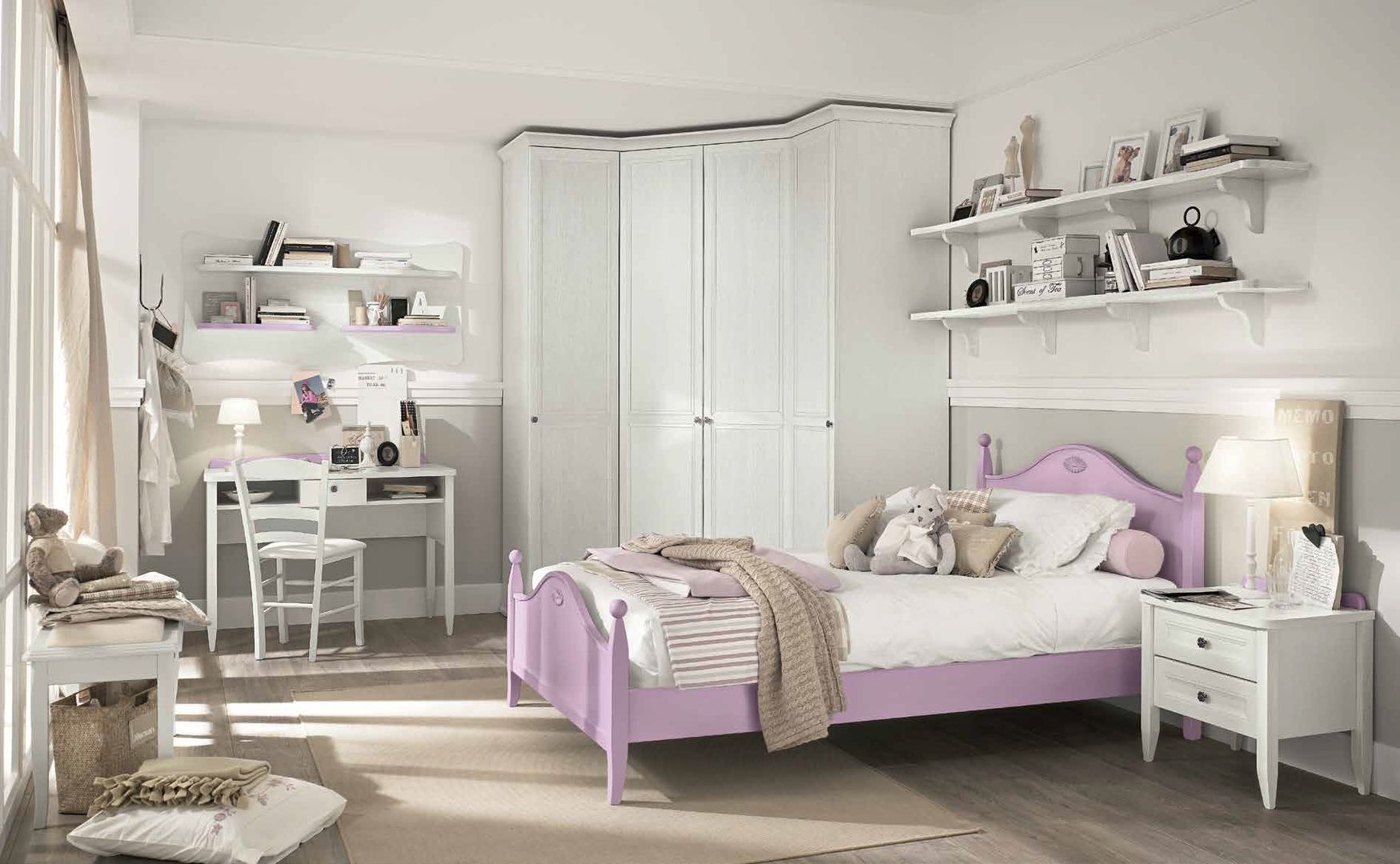 Cameretta romantica shabby chic Ac107, La cameretta + le matrimoniali La cameretta + le matrimoniali 클래식스타일 침실 옷장 & 벽장