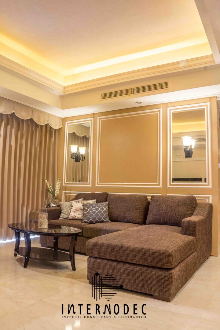 Classic & Luxurious Apartment Mrs. CS, Internodec Internodec Salas de estilo clásico