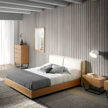 LOS MUEBLES MODERNOS Y DE DISEÑO ITALIANO DE ANGEL CERDÁ, ANGEL CERDA ANGEL CERDA Modern style bedroom Wood Wood effect Beds & headboards